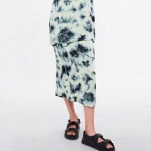 Zara Batik Green Blue Tie Dye Crinkle Midi Sirt Size Small